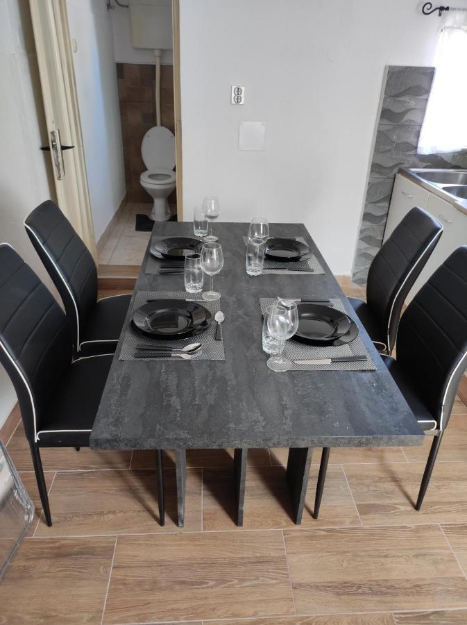 Apartman Selce Eksteriør billede